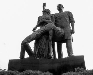 বিবৃতির দায়স্বীকার, কিংবা প্রশাসনপন্থি অধ্যাপকনামা